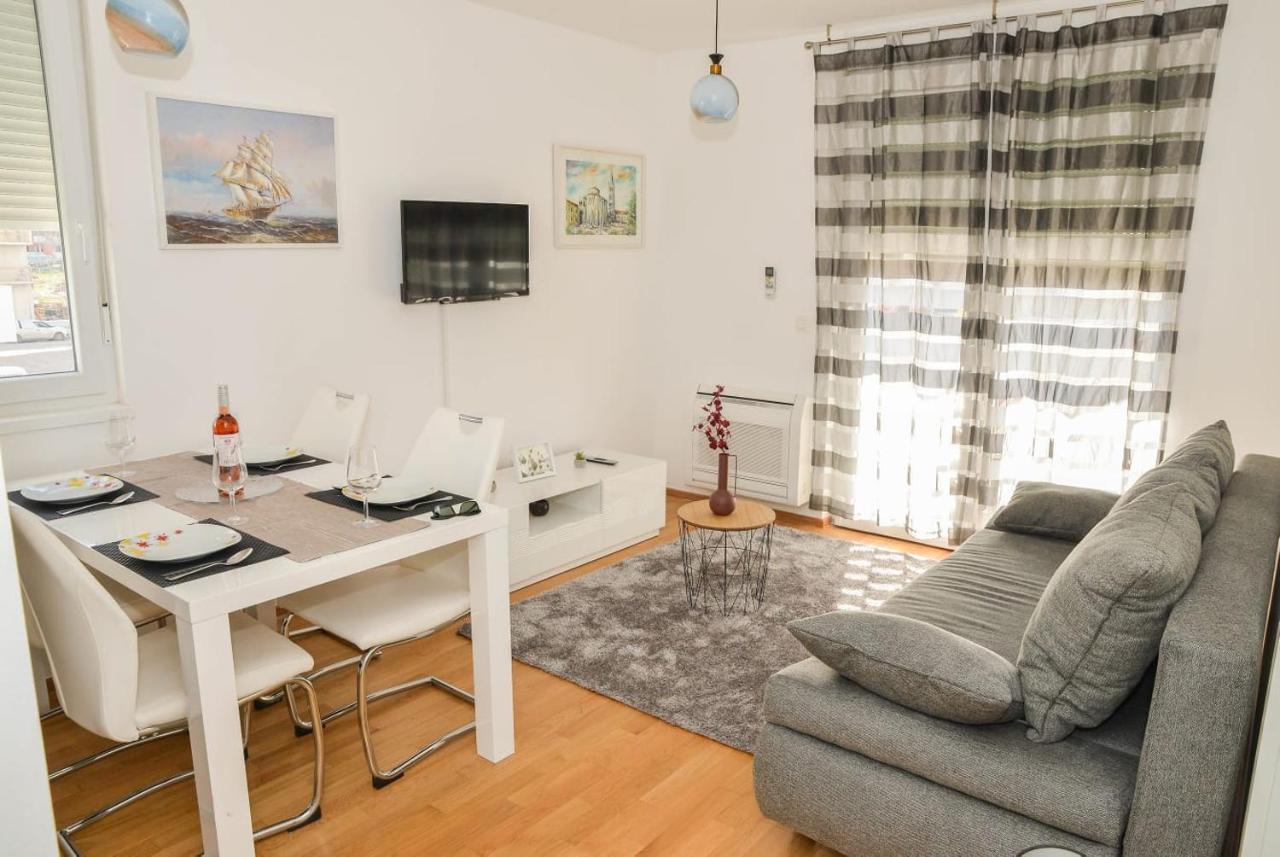 Apartment Leon Sa Privatnim Parkingom Ζαντάρ Εξωτερικό φωτογραφία