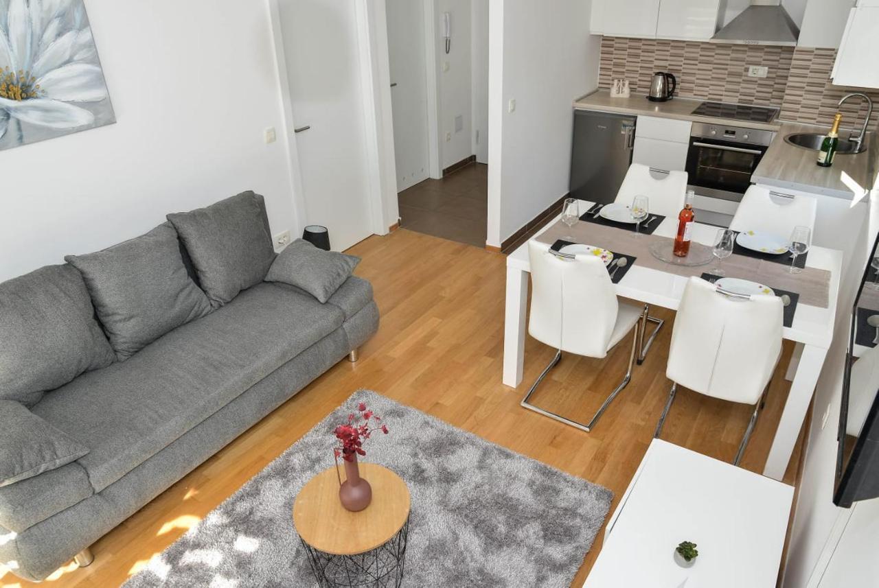 Apartment Leon Sa Privatnim Parkingom Ζαντάρ Εξωτερικό φωτογραφία